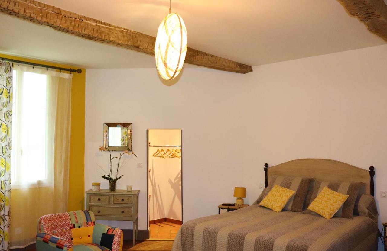 Maison D'Hotes Sainte-Marie Mirande  Bagian luar foto
