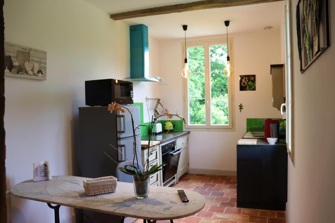 Maison D'Hotes Sainte-Marie Mirande  Bagian luar foto