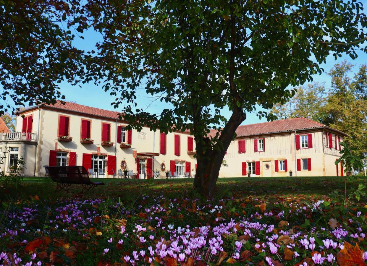 Maison D'Hotes Sainte-Marie Mirande  Bagian luar foto